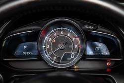2015 Mazda
CX-3 sTouring