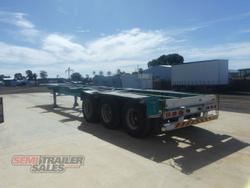 2003 Maxitrans 40FT Skel Trailer with Rear Push Out Bar