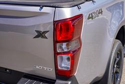 2026 Isuzu D-MAX X-RIDER