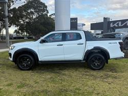 2025 Isuzu
D-MAX X-TERRAIN