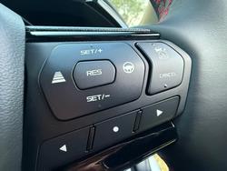 2025 Isuzu
D-MAX X-TERRAIN