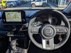 2025 NISSAN NAVARA ST