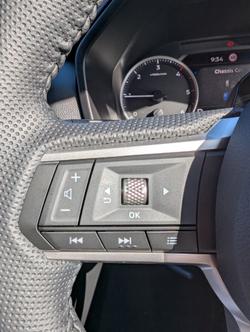 2025 NISSAN NAVARA ST