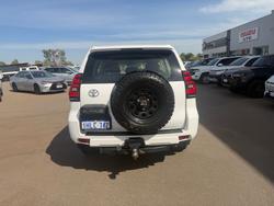 2022 Toyota Prado GX White