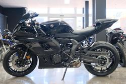 2025 YAMAHA YZF-R7 HOS YAMAHA ROAD Black