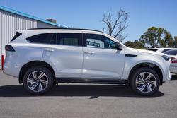 2025 Isuzu MU-X LS-T