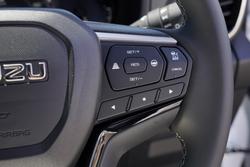 2025 Isuzu MU-X LS-T