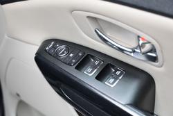 2019 Kia Carnival SLi