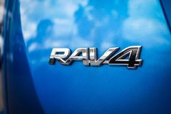 2017 Toyota
RAV4 GX AWD