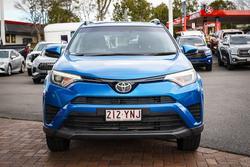 2017 Toyota
RAV4 GX AWD