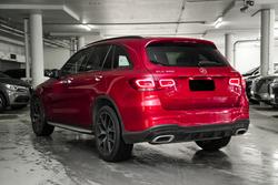 2020 Mercedes-Benz
                GLC-Class GLC300