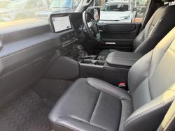 2025 Toyota Prado GXL