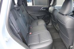 2025 Mitsubishi Outlander Exceed