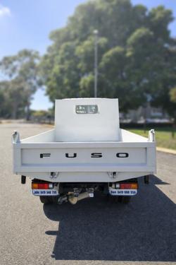 2025 Fuso Canter 615