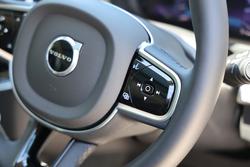 2025 Volvo XC90 Ultra B5 Dark