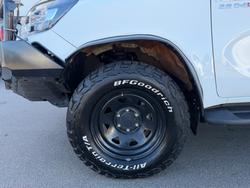 2024 Toyota Hilux SR White