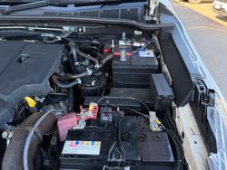 2024 Toyota Hilux SR White