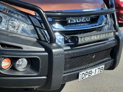 2016 ISUZU MU-X LS-U (4x2)