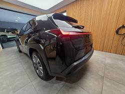 2024 Lexus UX300E Sports Luxury 71.4 kWh Li-ion batt Automatic SUV
