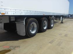 2005 Maxitrans 22 Pallet Refrigerated Pantech