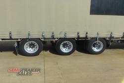 2009 Maxitrans 24 Pallet Dropdeck Curtainsider with Mezz