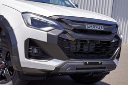 2025 Isuzu D-MAX X-TERRAIN