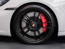 2024 Porsche 911 Carrera GTS