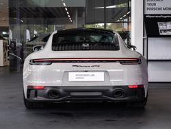 2024 Porsche 911 Carrera GTS