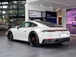 2024 Porsche 911 Carrera GTS
