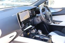 2025 Lexus
NX450h+ NX450h+ F Sport 2.5L PHEV Auto CVT Wagon 2M00560 001