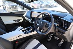 2025 Lexus
NX450h+ NX450h+ F Sport 2.5L PHEV Auto CVT Wagon 2M00560 001