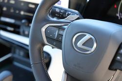 2025 Lexus
NX450h+ NX450h+ F Sport 2.5L PHEV Auto CVT Wagon 2M00560 001
