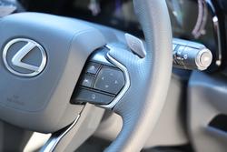 2025 Lexus
NX450h+ NX450h+ F Sport 2.5L PHEV Auto CVT Wagon 2M00560 001
