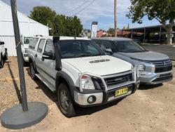 2011 ISUZU DMAX LS