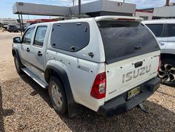 2011 ISUZU DMAX LS