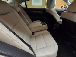2014 Lexus
ES350 Sports Luxury 3.5L Petrol Automatic Sedan