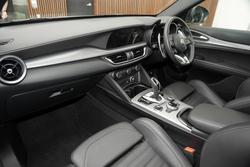 2023 Alfa Romeo Stelvio Veloce