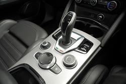 2023 Alfa Romeo Stelvio Veloce