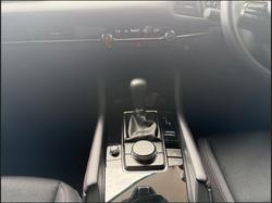 2025 Mazda 3 G25 Evolve SP