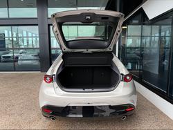 2025 Mazda 3 G25 Evolve SP