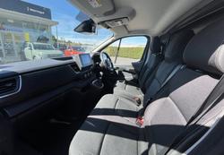 2025 Renault
                Trafic 