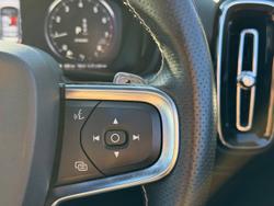 2018 Volvo XC40 T5 R-Design