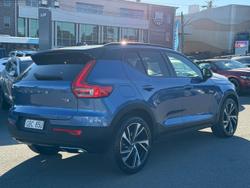 2018 Volvo XC40 T5 R-Design