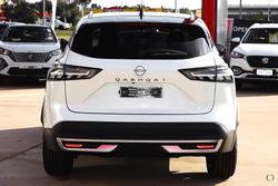 2025 Nissan QASHQAI Ti