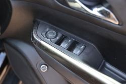 2018 Holden Acadia LTZ