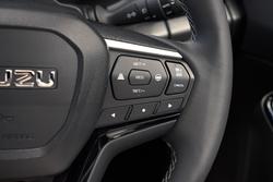 2025 Isuzu MU-X LS-T