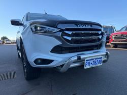 2021 Isuzu MU-X Moonstone White PE