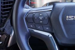 2023 Isuzu MU-X LS-T