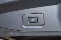 2023 Isuzu MU-X LS-T