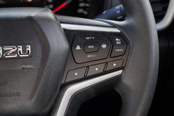 2022 Isuzu MU-X LS-M